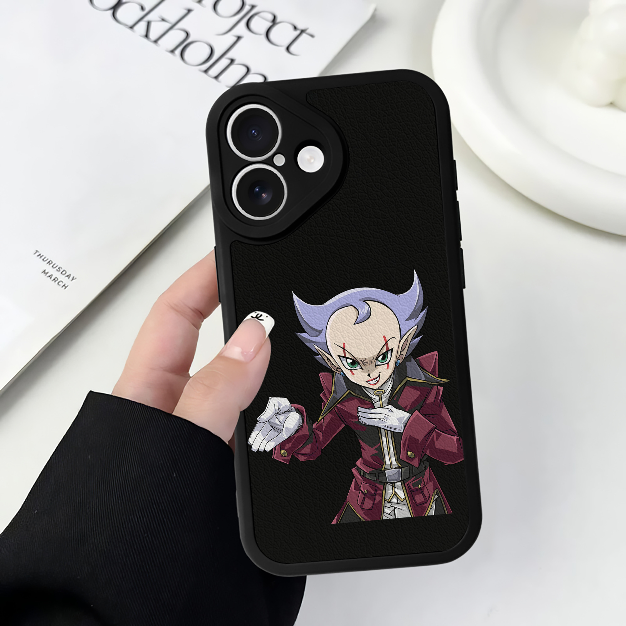 （画像用） 遊☆戯☆王 Yu-Gi-Oh! 【iPhone 16シリーズ対応】シリコンスマホケース（レザー調） 材質：シリコン